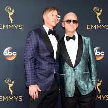 „Emmy“ raudonasis kilimas: stiliaus perlai ir nelaimės