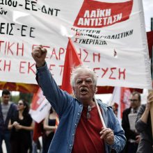 Tarptautinę darbo dieną pasaulyje – audringos demonstracijos