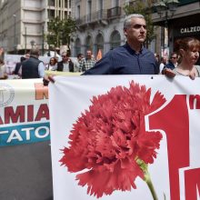 Tarptautinę darbo dieną pasaulyje – audringos demonstracijos