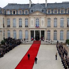 E. Macronas inauguruotas Prancūzijos prezidentu