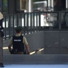 Per šaudynes Miuncheno stotyje sužeisti keli žmonės, įtariamasis sulaikytas