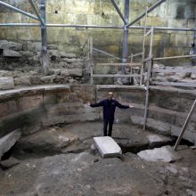 Po Jeruzalės Raudų siena rastas romėnų laikų teatras