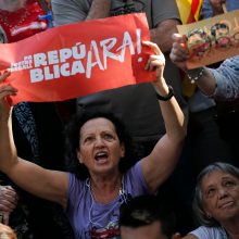 Prie Katalonijos parlamento susirinko demonstrantai