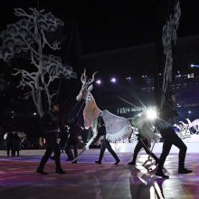 Pietų Korėjoje draugišku rankų paspaudimu atidarytos Pjongčango olimpinės žaidynės