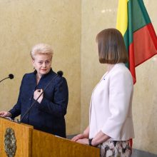 D. Grybauskaitė stiprina santykius su kaimynais estais