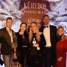 Ant „Kūrybos podiumo“ – išskirtiniai mados akcentai