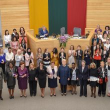 Prezidentė: per 150 valstybių taiko moteris diskriminuojančius įstatymus