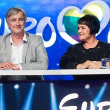 „Eurovizijos“ scenoje – kovų menai, dūžtantys stiklai ir pieštos ašaros