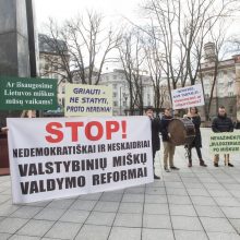 Nepaisydama protestų Vyriausybė pritarė urėdijų pertvarkai