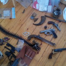 Už senų ginklų ir šaudmenų kolekcionavimą – į teismą