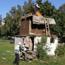 Uostamiestyje nugriovė kvartalo reliktą