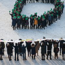 Tūkstančio gimnazistų sveikinimai Lietuvai geriausiai matėsi iš aukštai