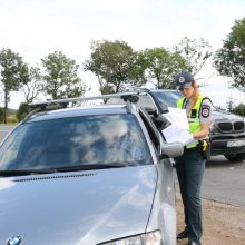 Policijos reidas be staigmenų: girti ir be vairuotojo pažymėjimų