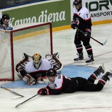 Lietuvos ledo ritulininkai pasaulio čempionate sutriuškino japonus