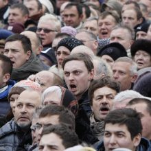 Ukrainos sostinės centre į mitingą susirinko apie 200 tūkstančių žmonių