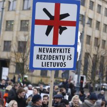 Protestuojantys medikai Katedros aikštėje mokė gaivinti pacientus