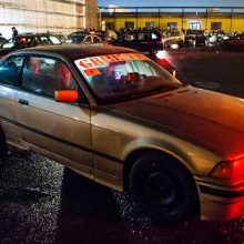 Urmo miestelyje surengtos automobilių varžybos „Crazy trip“