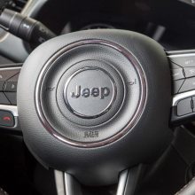 Tikri „Jeep“ džipai „Renegade“ ir „Cherokee“ – jau Lietuvoje