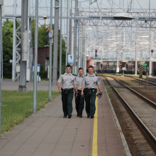 Pareigūnai mokėsi tramdyti agresyvius rusų futbolo sirgalius