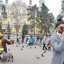 Š. Kirdeikis Kijeve ropštėsi ant krematoriumo, o Almatoje ragavo arklienos