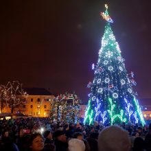 Klaipėdoje nušvito Kalėdų eglė