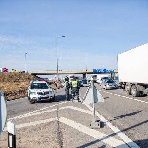 Tragiška avarija ant Garliavos viaduko  © Vilmanto Raupelio nuotr.