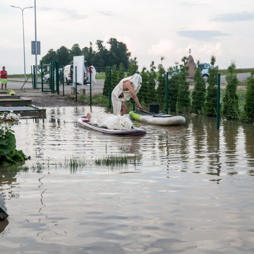 Apsemtos Vainatrakio kapinės  © Vilmanto Raupelio nuotr.