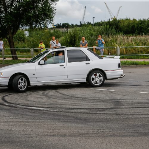 Automobilių slalomo varžybos Klaipėdoje  © Vytauto Petriko nuotr.