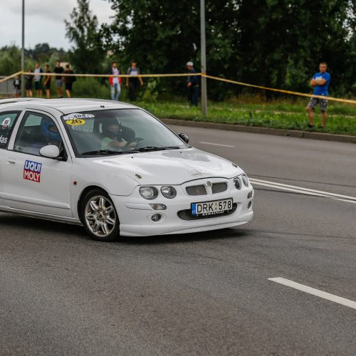 Automobilių slalomo varžybos Klaipėdoje  © Vytauto Petriko nuotr.