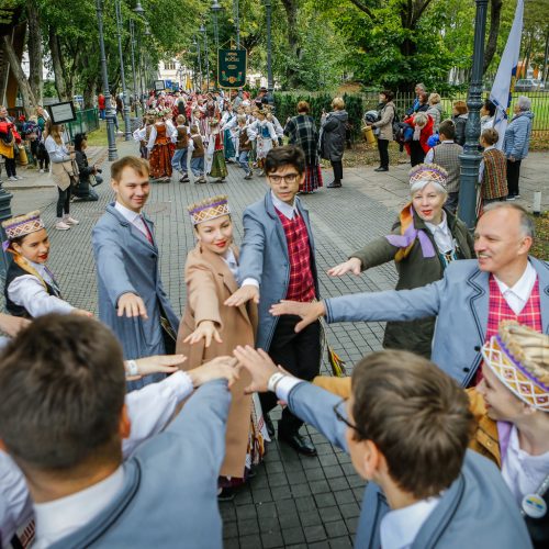 Palanga pražydo ir suskambo tarptautiniu folkloro festivaliu  © Vytauto Petriko nuotr.