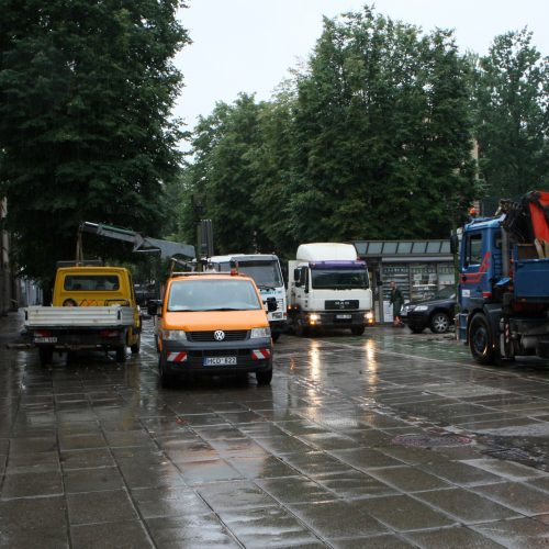 Darbų įkarštis prasideda ir likusioje Vilniaus gatvės dalyje  © Laimučio Brundzos nuotr.