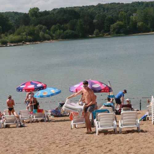 Kauniečiai paplūdimiuose  © Laimučio Brundzos nuotr.