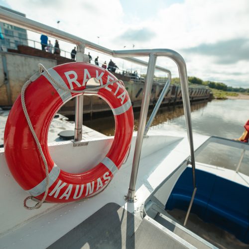 Legendinė „Raketa“ pirmą kartą į Nidą išplaukė su keleiviais  © Eitvydo Kinaičio nuotr.