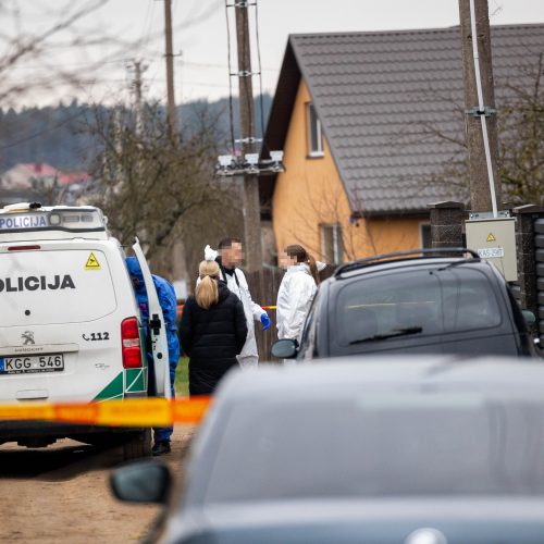 Šalčininkuose vyras nušovė žmoną policininkę  © L. Balandžio / BNS nuotr.