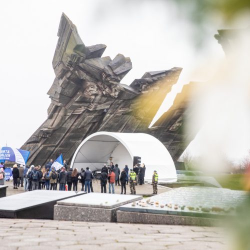  Renginys žydų genocidui atminti IX forte  © Justinos Lasauskaitės nuotr.