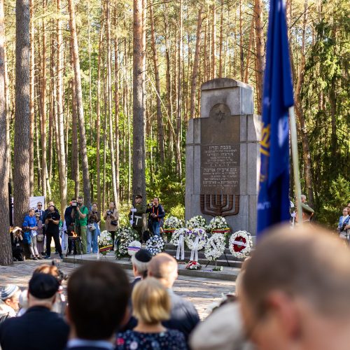 Holokausto aukų atminimas Panerių memoriale  © L. Balandžio / BNS nuotr.