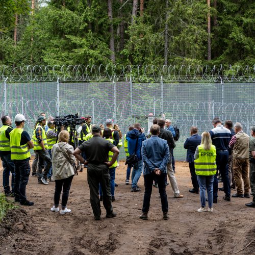 Švenčionių rajone vykdomo fizinio barjero statybos  © P. Peleckio / BNS nuotr.