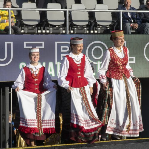 Kauno S. Dariaus ir S. Girėno stadione įvyko Lietuvos ir FIFA futbolo legendų rungtynės  © Simono Baltušio nuotr.