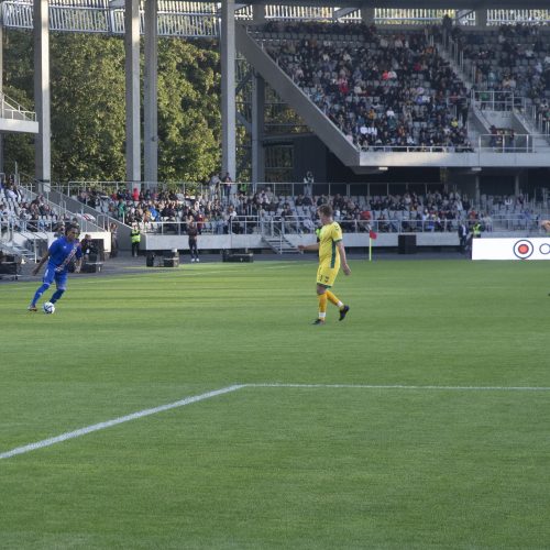 Kauno S. Dariaus ir S. Girėno stadione įvyko Lietuvos ir FIFA futbolo legendų rungtynės  © Simono Baltušio nuotr.