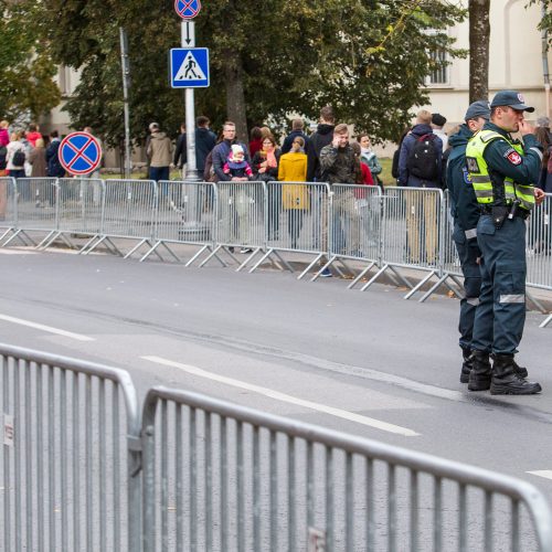 Popiežiaus kelionė iki Katedros aikštės  © P. Peleckio / Fotobanko nuotr.