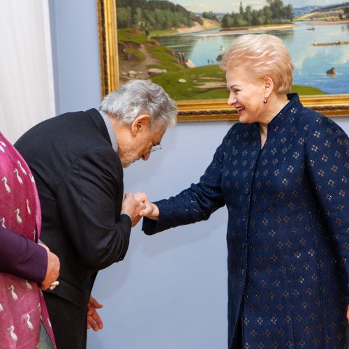 Operos žvaigždė P. Domingo – Prezidentūroje  © Pauliaus Peleckio / Fotobanko nuotr.