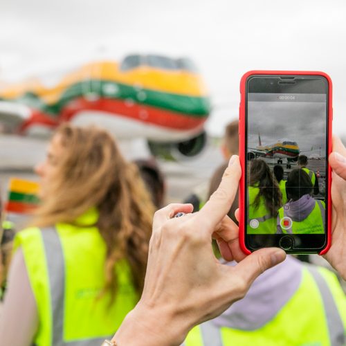 Trispalve papuošto lėktuvo sutiktuvės  © I. Gelūno / Fotobanko nuotr.