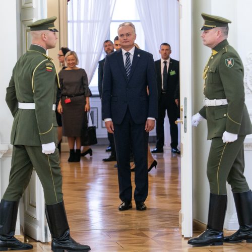 Latvijos prezidentas atvyko į Lietuvą  © P. Peleckio / Fotobanko nuotr.