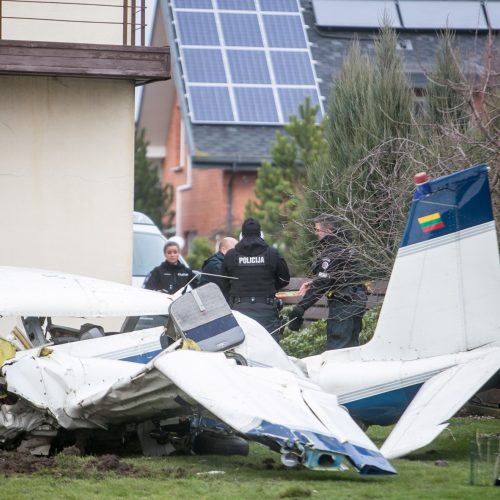 Kauno rajone nukrito lėktuvas  © Vilmanto Raupelio nuotr.