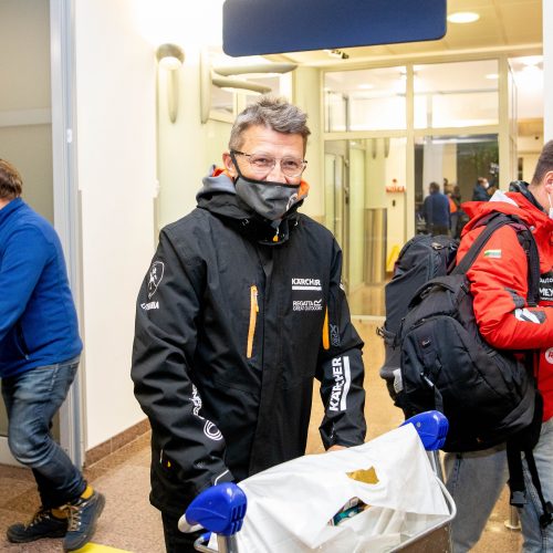 Vilniuje nusileido lėktuvas su Dakaro ralio dalyviais  © I. Gelūno / Fotobanko nuotr.