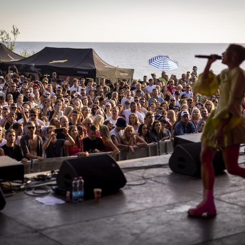 Festivalyje „Karklė“ – karščio ir energijos banga  © I. Gelūno / BNS nuotr.