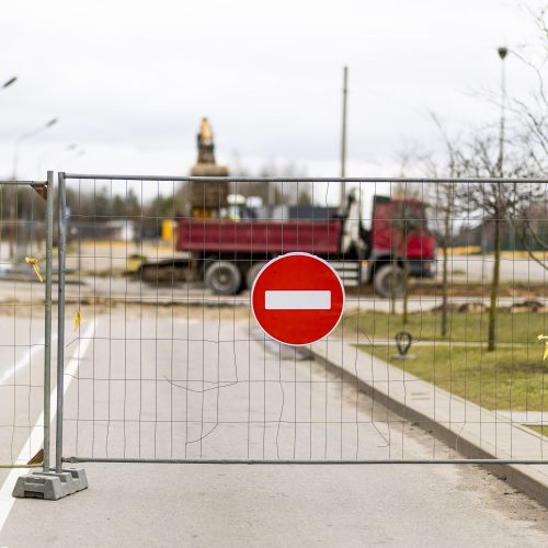 Prie Gariūnų prasidėjo žiedinės sankryžos įrengimo darbai  © I. Gelūno / BNS nuotr.