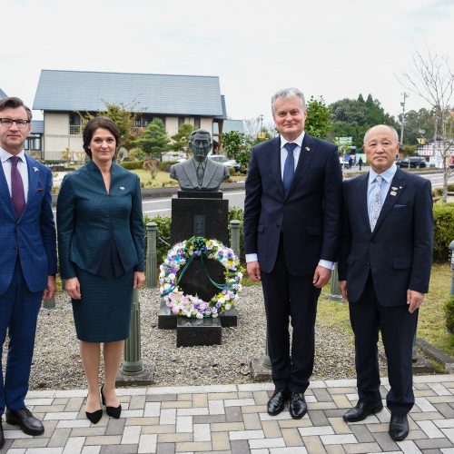 G. Nausėda pagerbė Č. Sugiharos atminimą  © R. Dačkaus / Prezidentūros nuotr.