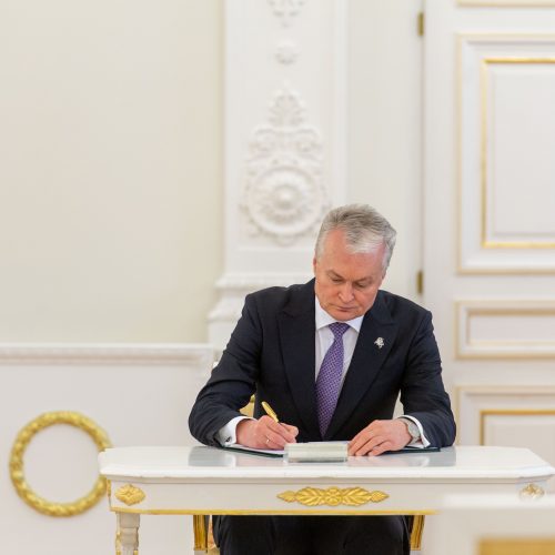 Prezidentas priima teisėjų priesaikas  © R. Dačkaus / Prezidentūros nuotr.