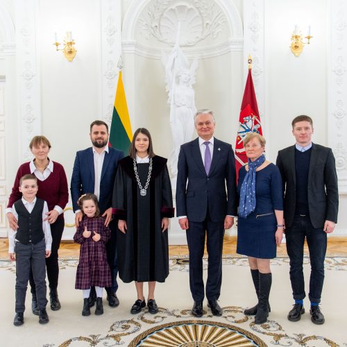 Prezidentas priima teisėjų priesaikas  © R. Dačkaus / Prezidentūros nuotr.